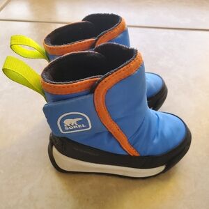 Sorel Kids Blue and Orange Boots Size 4 Toddler